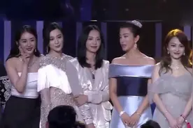 女星爱美都不要命，沈梦辰宋茜的脚触目惊心她鞋跟断了扔坚持站台视频封面