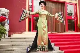 蒙古美女一曲《歌声不断酒不断》非常好听，太醉人了！视频封面