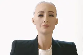 世界首个拥有身份证的机器人，你怎么看呢视频封面