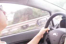 为什么拿了驾照一年之内不能上高速？看看老司机的分析，很有道理视频封面