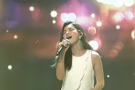 SHE成员Ella亮相《星动2》 奉别样开场秀图片
