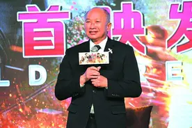 《追捕》北京首映礼 张涵予献唱《杜丘之歌》图片