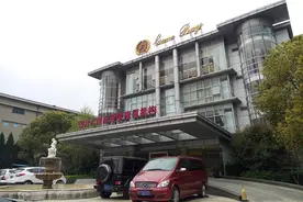 月子中心7万母婴染病 抹布擦厕所擦餐桌图片