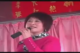 一首《天路》好专业，婚礼上妈妈献唱好感人视频封面