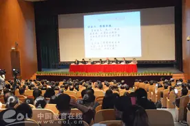 浙江工商大学“三位一体”测试结束，校长见面会教考生选专业图片
