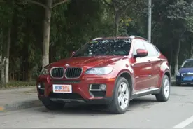 广州小伙，56万买宝马X6二手车欣喜若狂，连称赚到了图片