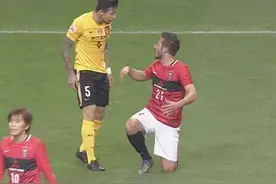 他才是亚洲第一右后卫,30岁比张5能跑 张琳芃想留洋先比过他图片