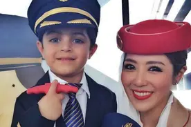 阿联酋航空的空姐在赛场上劲爆热舞,这广告创意实在太好图片
