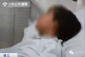 3岁宝宝嗑南瓜子导致高烧不退，这些食物别让5岁以下的孩子吃了！图片