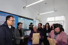 俞东来：坚决打赢改造攻坚战实现城市面貌大变样图片