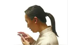济南盲人按摩师为母亲和儿子撑起一个家 一个月工作240小时图片