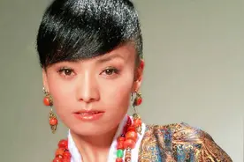 一首《一颗爱你的心》一首歌曲能表达我对你的心视频封面