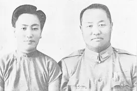 解放西藏的开国少将，曾为抗日捐出30架飞机，赢得国军最高敬意视频封面