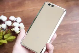 维修师傅教你一招，关闭手机这个开关，流量怎么用都不会超！视频封面