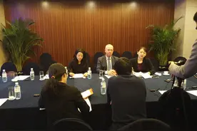 以色列住建部代表团访问中国 了解预制件房屋技术图片