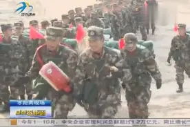 武警新兵拉练 去稚气练作风视频封面