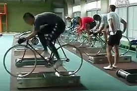 死飞自行车日常拉气锻炼，速度至少50视频封面