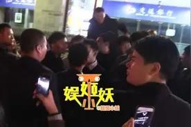 胜利跨国参加王思聪生日会，操练汉语近距离撩粉丝图片