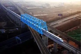 「聚焦」喜大普奔！西成高铁正式开通运营 汉中迎来高铁时代图片