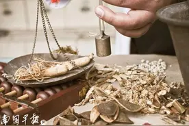 好消息！南宁民间医生可入编正规军，中医疗法报销范围扩大图片