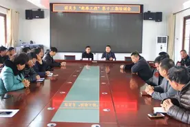 浦江前吴乡请来“外婆家”创始人吴国平 给村干部讲了一课图片