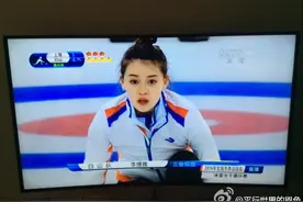 冬运会冰壶女神逆天颜值抢镜 生活照清新脱俗(组图)图片