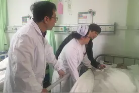 暖闻｜武汉好弟媳照顾患病大伯哥17年：最难时都挺过来了图片