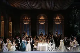 “音乐之城”上演经典歌剧 超强阵容引外地观众“做客”哈尔滨图片
