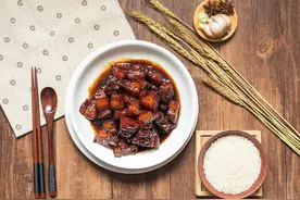 人人都爱红烧肉，但怎么吃才更健康？图片