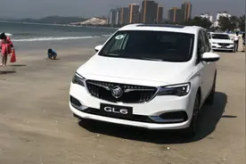 2+2+2六座布局  试驾别克高档中型MPV——GL6图片