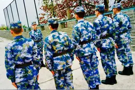 熄灯号｜我是一名海军，但我没有听过舰艇出海的汽笛声……图片