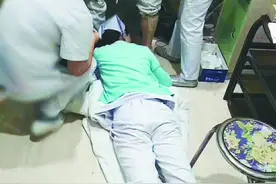 护士长趴地扎针朋友圈点赞一片图片