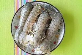 水煮虾爬子图片