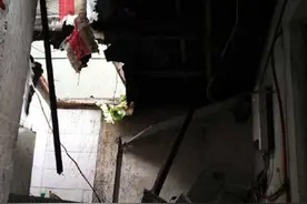 南昌：暴雨致外墙墙皮脱落 一市民被砸伤图片