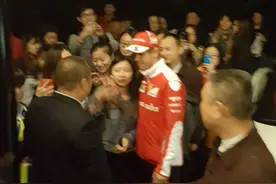 看一看F1中国站冠军的车队维修间！2016上海F1大奖赛的VIP票体验图片