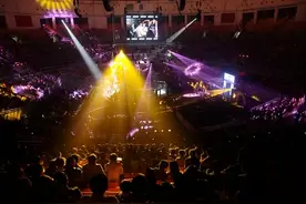 ROAD FC 030北京站火爆开战！现场观众热血沸腾-FC,ROAD,终结对手,TUF,摔跤技术图片