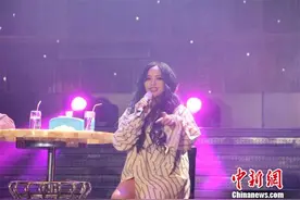 天后张惠妹时隔三年 新专辑《偷故事的人》强势推出图片
