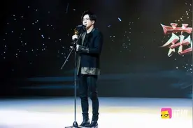 薛之谦获花椒年度最佳男歌手：“感谢信任我的人”图片