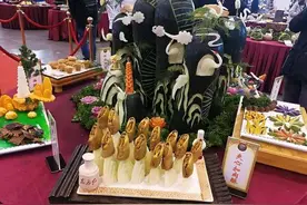 川菜大厨拼厨艺  60位烹饪大师现场打分图片