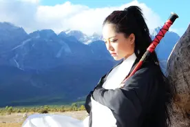 一人一马，酒醉江湖，仗剑天涯视频封面