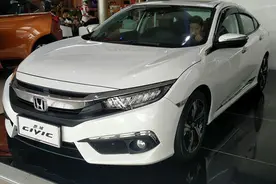 十代思域试驾体验—外观时尚装配偏差图片