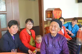 一场充满激情的家族大聚会图片