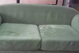 布料沙发又脏又多灰，教你快速清洗法，洗得干净还马上就能坐视频封面