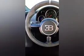 教你如何在朋友圈优雅的炫耀，你买了豪车！