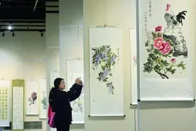50位书画大师 “秀”水墨桃花图片