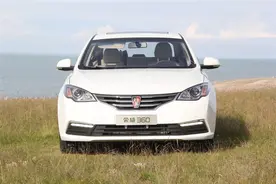 荣威360：实用又贴心的家用轿车，性价比也很到位图片