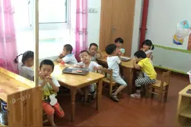 没想到宝宝适应能力这么强，宝贝，妈妈低估你了图片