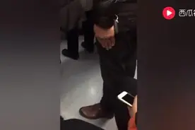 北京地铁十号线偶遇，厉害我的兵哥哥视频封面
