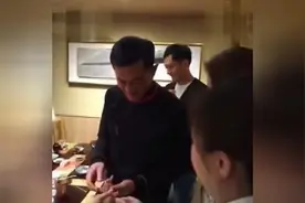 你们上学那会都是怎么翘课的，有没有遇到好同桌视频封面