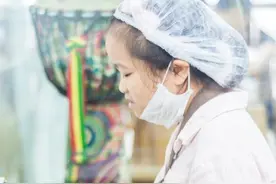 ​90后成都妹儿开了间特殊咖啡馆 服务员全是心智障碍者图片